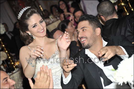 بالصور: رامي عيّاش في حفل زفاف صديقه الملحّن سليم عسّاف!!  صورة رقم 8