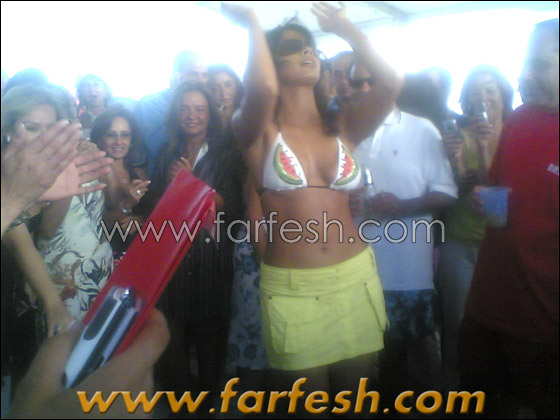 روبي تتوجّه إلى المحكمة وهي ترتدي الحجاب!!    صورة رقم 11