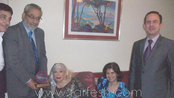 بالصور.. الصبوحة تظهر للاعلام متألقة ومشرقة!!   صورة رقم 2