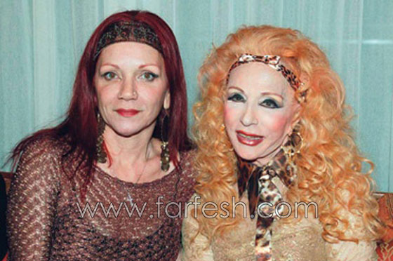 صباح الام بكت وانهارت عندما صفعت ابنتها هويدا على وجهها! صورة رقم 3 صباح الام بكت وانهارت عندما صفعت ابنتها هويدا على وجهها! صورة رقم 3