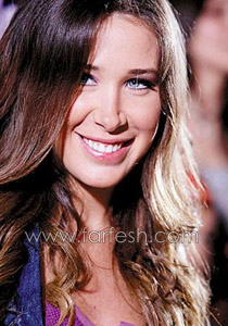 سابين: ابعتلي ايميل.. خبطة عمري وسبب شهرتي هو انني مميزة  صورة رقم 2