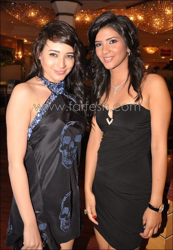 ساندي تقتنص جائزة أفضل فنانة وفيفي ترقص وسط الهتافات! صورة رقم 2 ساندي تقتنص جائزة أفضل فنانة وفيفي ترقص وسط الهتافات! صورة رقم 2