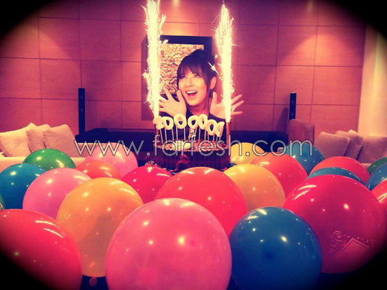 بالصور.. الفنانة ساندي تحتفل بكعكة الـ2 مليون! صورة رقم 1 بالصور.. الفنانة ساندي تحتفل بكعكة الـ2 مليون! صورة رقم 1