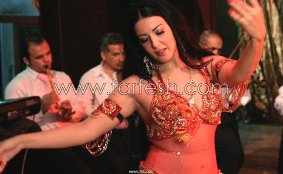 سمية الخشاب ترفض التعليق على زواجها من ملياردير سعودي صورة رقم 8 سمية الخشاب ترفض التعليق على زواجها من ملياردير سعودي صورة رقم 8