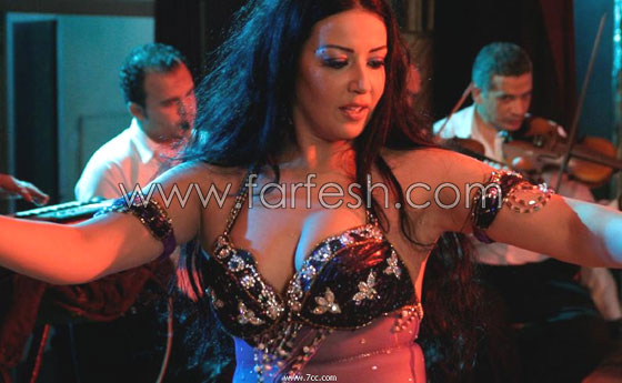 سمية الخشاب ترفض التعليق على زواجها من ملياردير سعودي صورة رقم 9 سمية الخشاب ترفض التعليق على زواجها من ملياردير سعودي صورة رقم 9