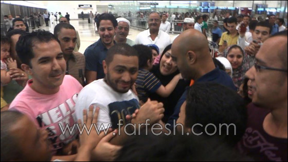 بالصور.. استقبال تاريخي لتامر حسني في قطر!! صورة رقم 15 بالصور.. استقبال تاريخي لتامر حسني في قطر!! صورة رقم 15