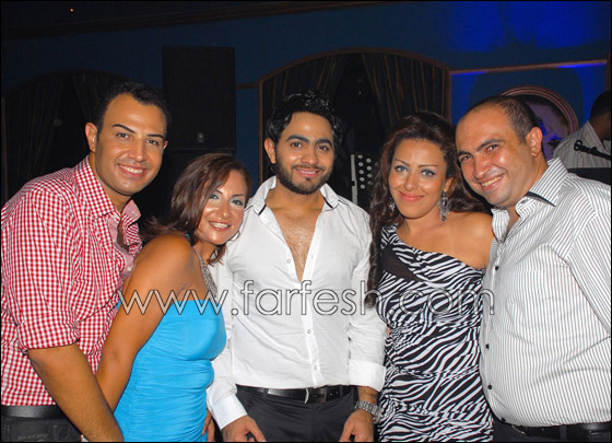 شاهد وعلق.. تامر حسني يستجيب لطلبات كارهيه ويحلق شعر صدره! صورة رقم 8 شاهد وعلق.. تامر حسني يستجيب لطلبات كارهيه ويحلق شعر صدره! صورة رقم 8