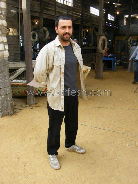 تيم حسن ممثل سوري أول أدواره كانت في 