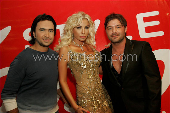 فيفيان عازار تتألق مع فرقتها الراقصة!! صورة رقم 6 فيفيان عازار تتألق مع فرقتها الراقصة!! صورة رقم 6