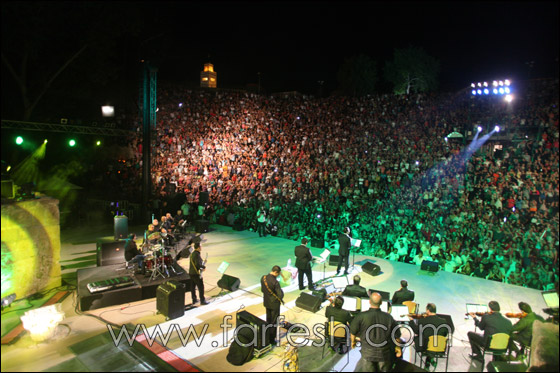 وائل جسار يحصد نجاحات عديدة بين جرش وقرطاج!! صورة رقم 6 وائل جسار يحصد نجاحات عديدة بين جرش وقرطاج!! صورة رقم 6