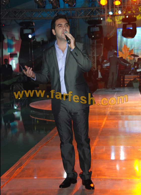 بسيارته الجديد.. الفنان وائل جسار وابنته يتعرّضان لحادث سير صورة رقم 15 بسيارته الجديد.. الفنان وائل جسار وابنته يتعرّضان لحادث سير صورة رقم 15