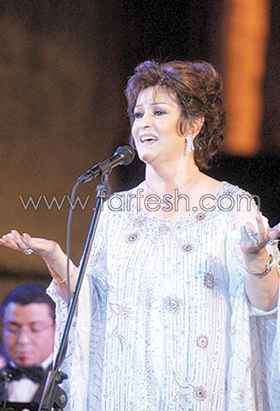 وردة: جمهور هيفا يذهب ليشاهد جمالها وليس للاستمتاع بصوتها!  صورة رقم 3