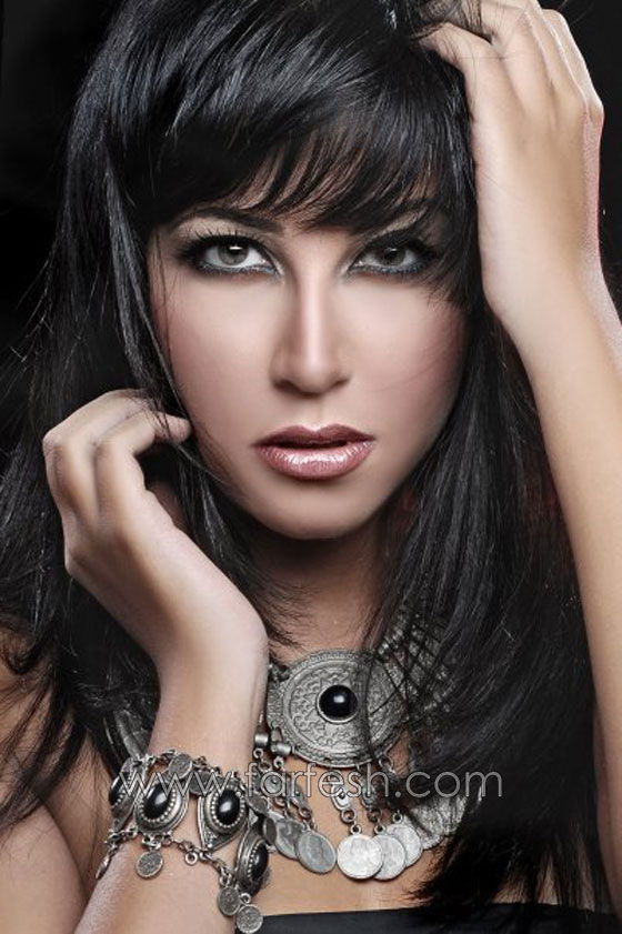 ياسمين جمال بدأت بالغناء وخطفها التمثيل لتشرق على الشاشة صورة رقم 12 ياسمين جمال بدأت بالغناء وخطفها التمثيل لتشرق على الشاشة صورة رقم 12