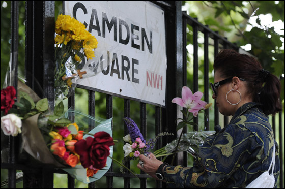 بوفاتها.. إيمي وينهاوس تنضمّ إلى بوفاتها.. إيمي وينهاوس تنضمّ إلى