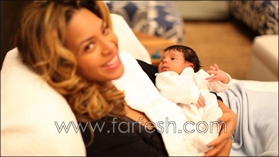 أخيرا.. بيونسي تنشر الصور الاولى لطفلتها!  صورة رقم 2