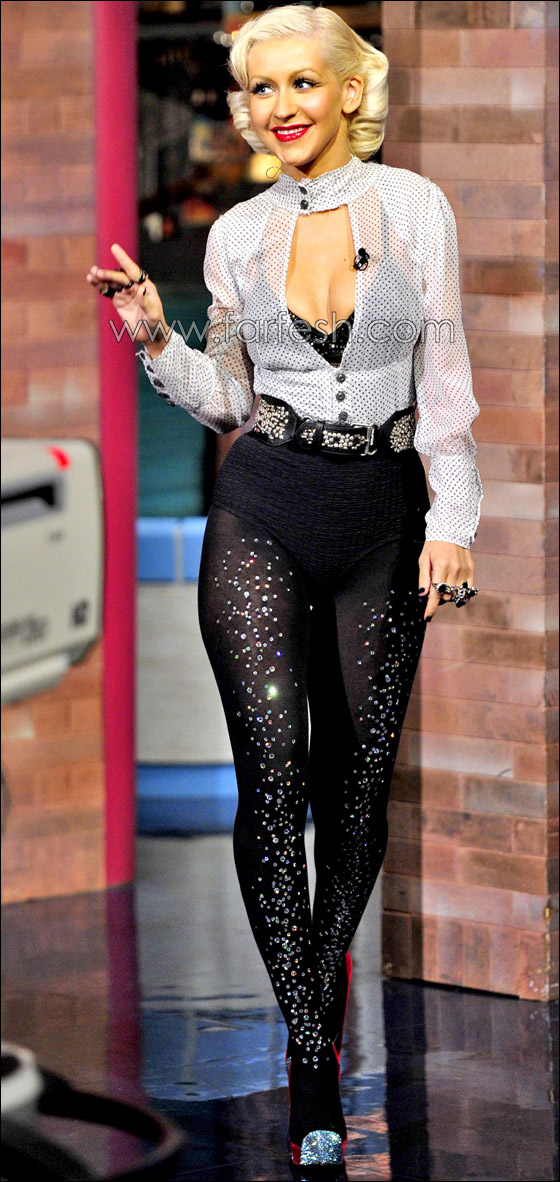 اعتقال النجمة الأميركية كريستينا أغيليرا وهي ثملة!  صورة رقم 12