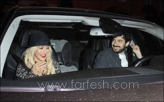 رغم انفصالهما.. اجوليرا وزوجها سيظلان صديقين! صورة رقم 3 رغم انفصالهما.. اجوليرا وزوجها سيظلان صديقين! صورة رقم 3