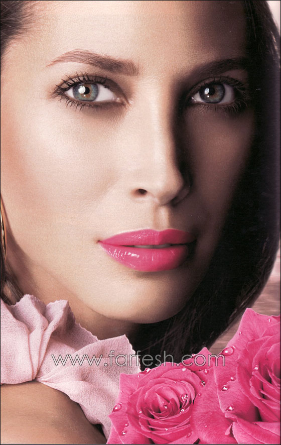 عارضة مشهورة تنهي تمارينها الرياضية بفضيحة مضحكة!!! صورة رقم 11 عارضة مشهورة تنهي تمارينها الرياضية بفضيحة مضحكة!!! صورة رقم 11