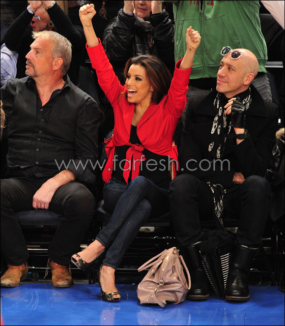 النجمة إيفا لونغوريا تجمع بين العشاق!  صورة رقم 3