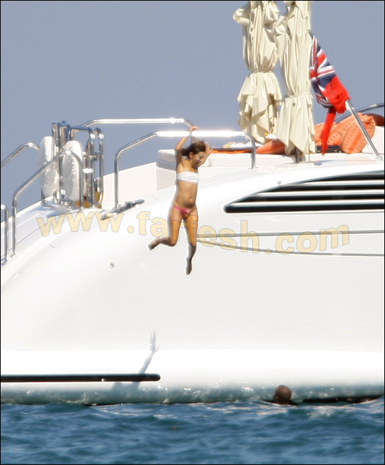 إيفا لونغوريا تعتزم تبني طفل من هاييتي!! صورة رقم 20 إيفا لونغوريا تعتزم تبني طفل من هاييتي!! صورة رقم 20