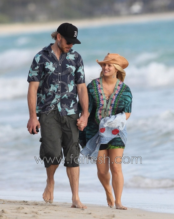 بالصور.. جيسيكا سيمبسون برفقة خطيبها على شاطئ هاواي! صورة رقم 2 بالصور.. جيسيكا سيمبسون برفقة خطيبها على شاطئ هاواي! صورة رقم 2