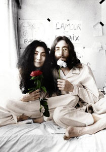 طبيب يصف اللحظات التي تلت مقتل جون لينون قبل 30 عاما صورة رقم 1 طبيب يصف اللحظات التي تلت مقتل جون لينون قبل 30 عاما صورة رقم 1