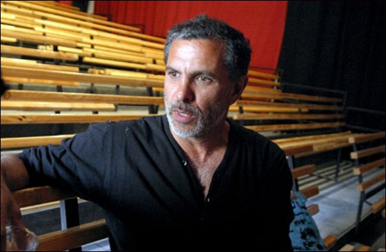 تشييع جثمان المخرج جوليانو مير اليوم في حيفا وجنين  صورة رقم 10