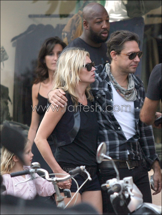 بشكل سري.. كايت موس تتزوج صديقها! صورة رقم 8 بشكل سري.. كايت موس تتزوج صديقها! صورة رقم 8