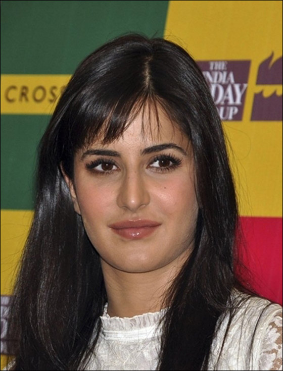 اثناء رقصها.. المثيرة كاترينا كايف تتعرض لموقف محرج!  صورة رقم 7