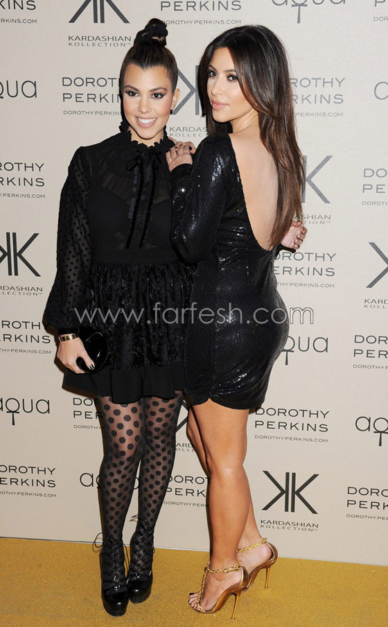 كيم كارداشيان في ثوب لامع قصير جدا ومفتوح من الخلف! صورة رقم 1 كيم كارداشيان في ثوب لامع قصير جدا ومفتوح من الخلف! صورة رقم 1