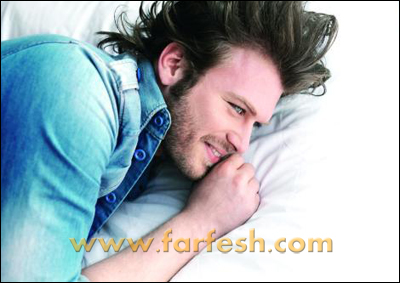 السر وراء صورة مهند بالمكياج بجانب العارضة شبه المنزوعة! صورة رقم 35 السر وراء صورة مهند بالمكياج بجانب العارضة شبه المنزوعة! صورة رقم 35