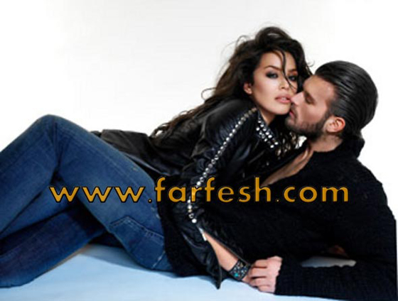 السر وراء صورة مهند بالمكياج بجانب العارضة شبه المنزوعة! صورة رقم 9 السر وراء صورة مهند بالمكياج بجانب العارضة شبه المنزوعة! صورة رقم 9