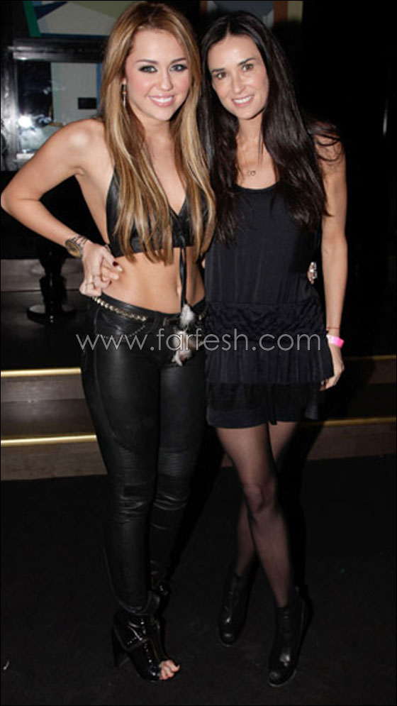 بالصور.. النجمة مايلي سايروس تحتفل بعيد ميلادها الـ18!  صورة رقم 5