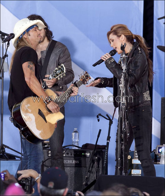 مسلسلات اون لاين يكشف سبب انفصال والدي مايلي سايروس! صورة رقم 3 مسلسلات اون لاين يكشف سبب انفصال والدي مايلي سايروس! صورة رقم 3