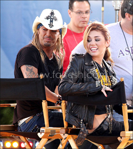 مسلسلات اون لاين يكشف سبب انفصال والدي مايلي سايروس! صورة رقم 5 مسلسلات اون لاين يكشف سبب انفصال والدي مايلي سايروس! صورة رقم 5