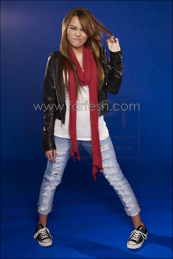 والدا المغنية مايلي سايروس في مراحل الطلاق صورة رقم 14 والدا المغنية مايلي سايروس في مراحل الطلاق صورة رقم 14