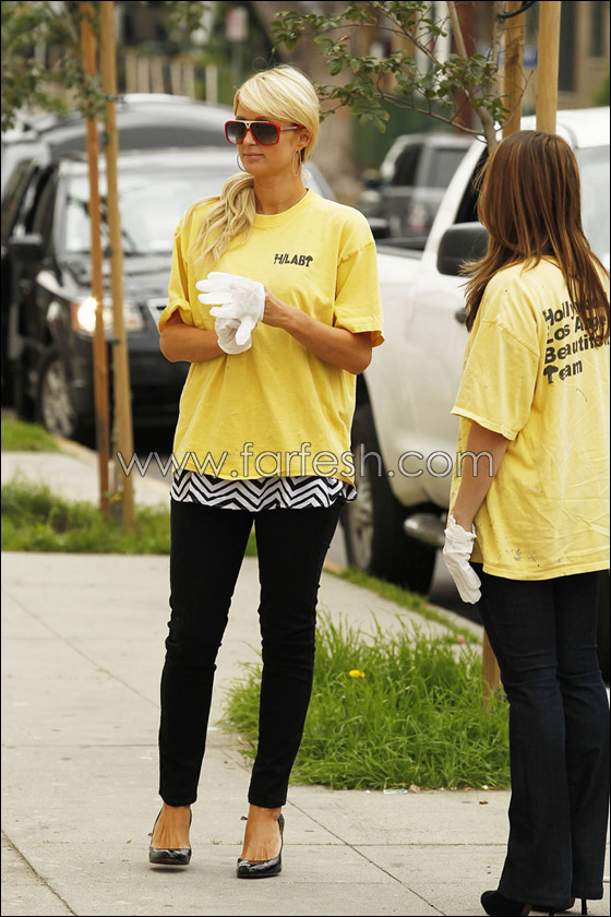 بالصور.. باريس هلتون تدهن الجدران لمكافحة العصابات! صورة رقم 2 بالصور.. باريس هلتون تدهن الجدران لمكافحة العصابات! صورة رقم 2