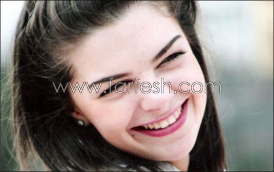 اسيل تكذّب: أبي تركني رضيعة ورفض رؤيتي!  صورة رقم 3