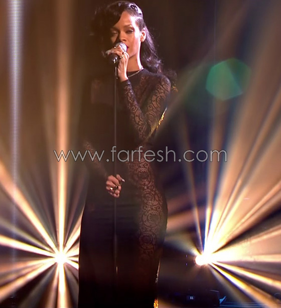 اطلالة مثيرة لريهانا بفستان اسود شفاف صورة رقم 6 اطلالة مثيرة لريهانا بفستان اسود شفاف صورة رقم 6