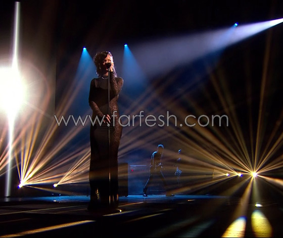 اطلالة مثيرة لريهانا بفستان اسود شفاف صورة رقم 8 اطلالة مثيرة لريهانا بفستان اسود شفاف صورة رقم 8