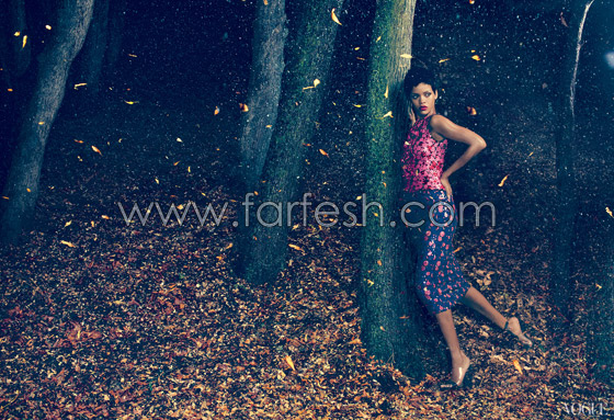 النجمة السمراء ريهانا تكشف عن جسدها المثير في ثوب رمادي! صورة رقم 10 النجمة السمراء ريهانا تكشف عن جسدها المثير في ثوب رمادي! صورة رقم 10