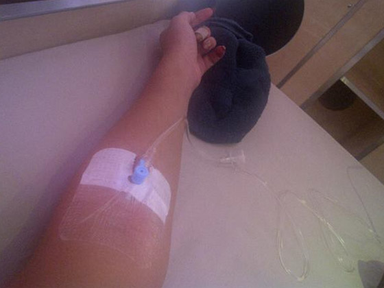 ما هو سبب دخول ريهانا الى المستشفى؟!!  صورة رقم 1