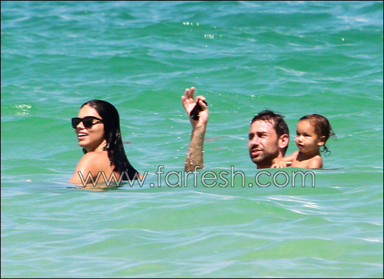 ابنة المثيرة ادريانا ليما تتقن ثلاثة لغات ولم تبلغ عامين بعد! صورة رقم 4 ابنة المثيرة ادريانا ليما تتقن ثلاثة لغات ولم تبلغ عامين بعد! صورة رقم 4