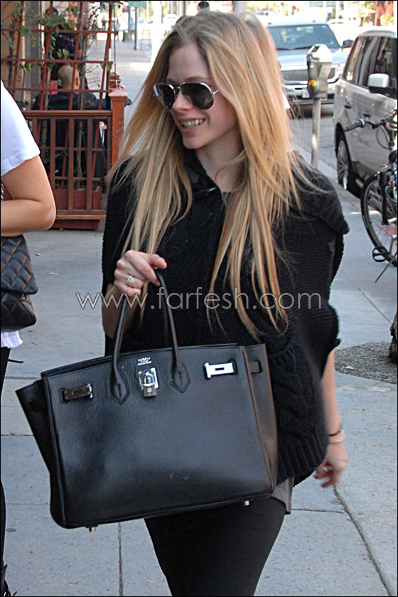 لافين تتورط في شجار يُدخل حبيبها المشفى! صورة رقم 5 لافين تتورط في شجار يُدخل حبيبها المشفى! صورة رقم 5