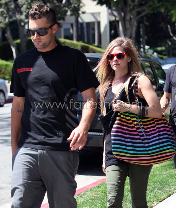 لافين تتورط في شجار يُدخل حبيبها المشفى! صورة رقم 6 لافين تتورط في شجار يُدخل حبيبها المشفى! صورة رقم 6