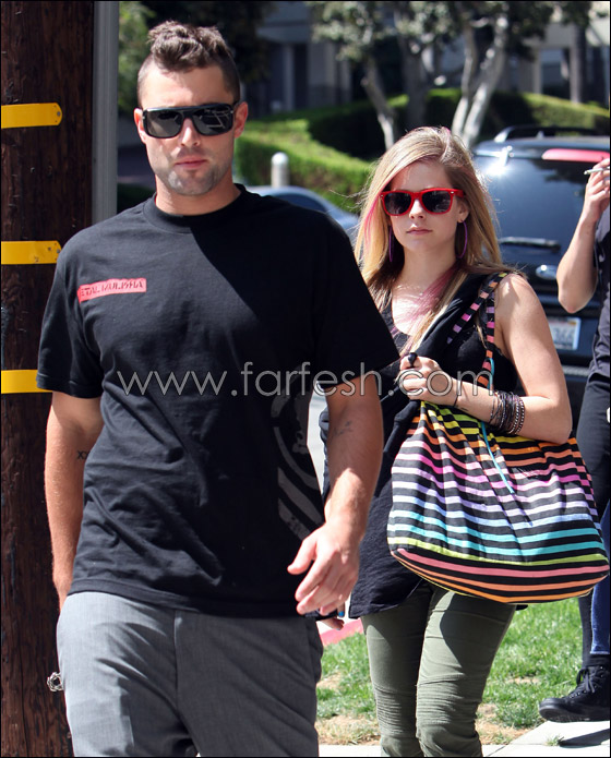 لافين تتورط في شجار يُدخل حبيبها المشفى! صورة رقم 7 لافين تتورط في شجار يُدخل حبيبها المشفى! صورة رقم 7