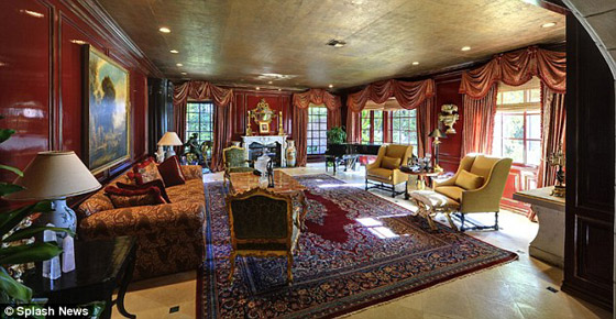 بالصور.. قصر النجمة بريتني سبيرز صورة رقم 5 بالصور.. قصر النجمة بريتني سبيرز صورة رقم 5