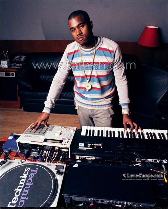 الحرب مشتعلة بين كاني ويست وبريتني سبيرز! صورة رقم 19 الحرب مشتعلة بين كاني ويست وبريتني سبيرز! صورة رقم 19