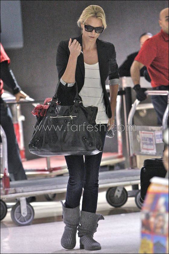 شارليز ثيرون: كنت مدمنة على التدخين وكانني اريد الموت! صورة رقم 9 شارليز ثيرون: كنت مدمنة على التدخين وكانني اريد الموت! صورة رقم 9