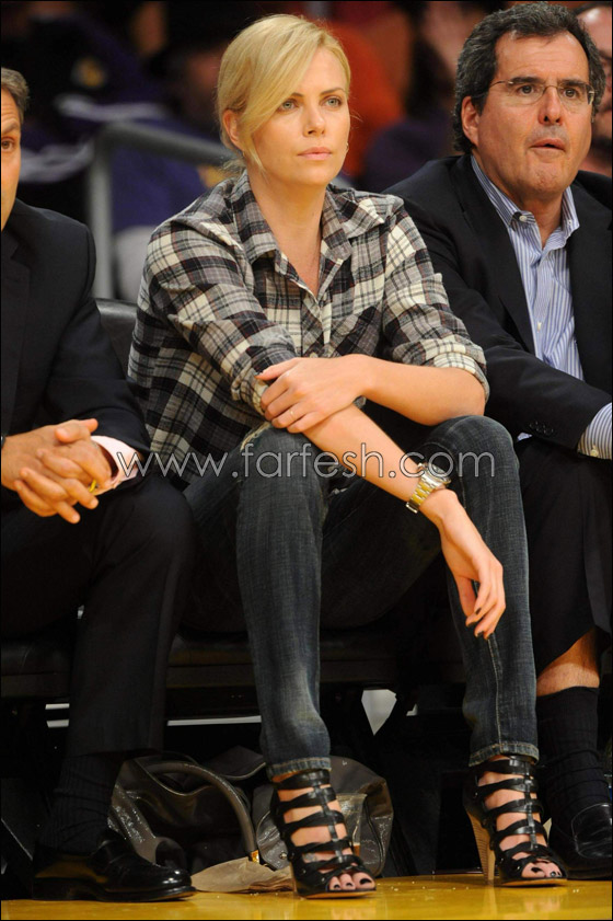 قريبا.. ثيرون في فيلم قريبا.. ثيرون في فيلم